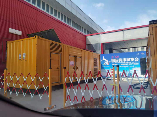 城厢出租发电机-柴油发电机和汽油发电机哪个更好一些？