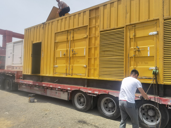城厢除了负载情况和发动机维护,还有哪些因素会影响 200kw 柴油发电机的油耗?