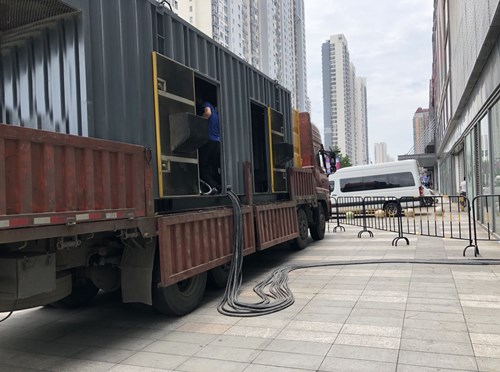 城厢冷却液不足的情况下如何检查柴油发电机组？